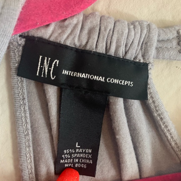 Beautiful gray sequin tank! Never worn - Picture 4 of 6